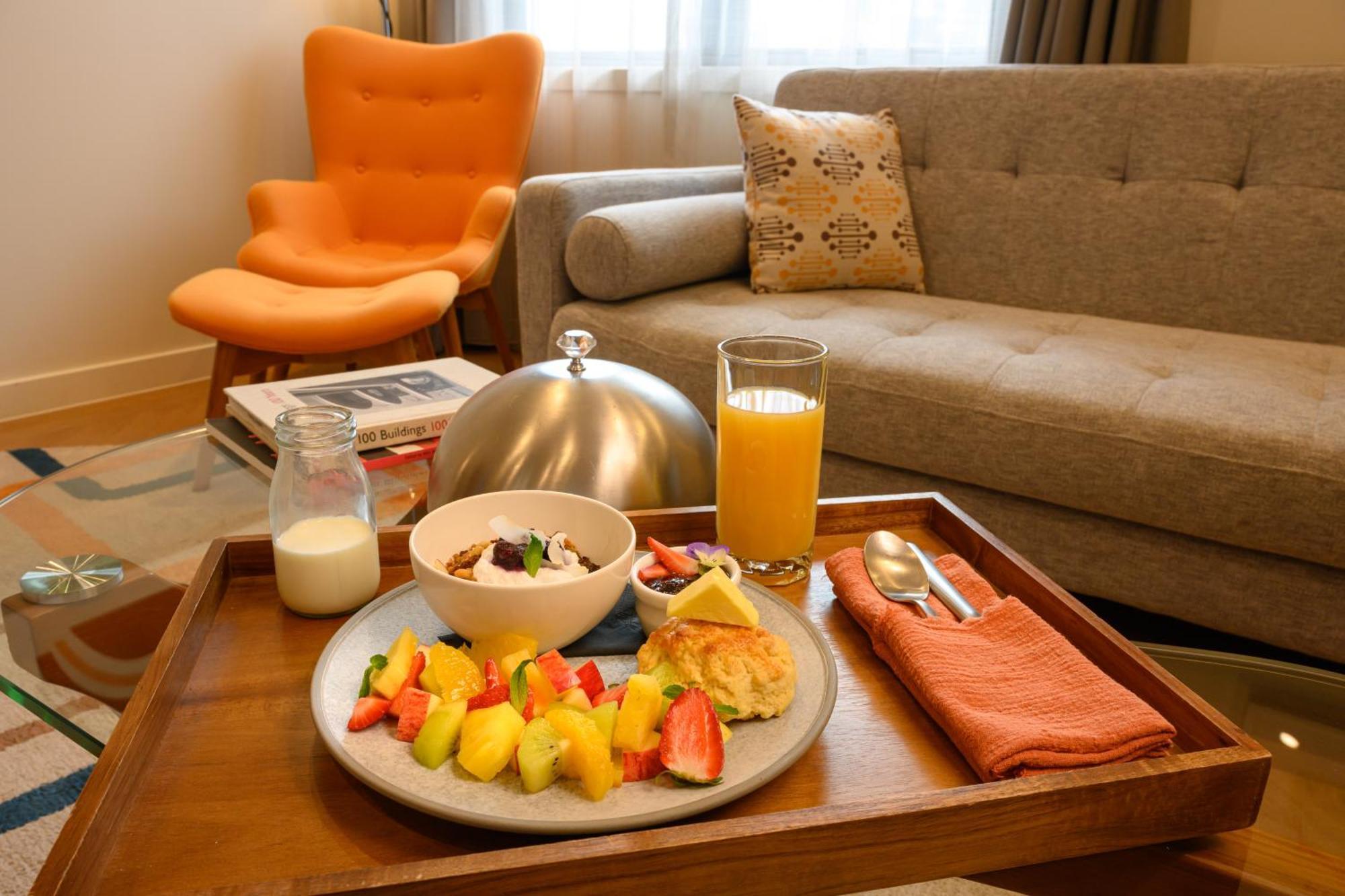 Готель Ohtel Окленд Екстер'єр фото Room service
